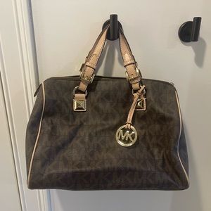 Michael Kors Medium Monogram Purse
